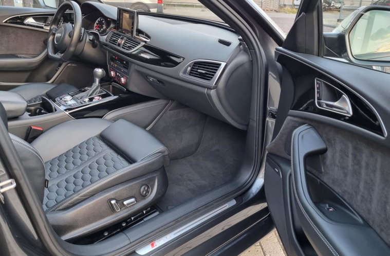 Vehicle Image 28