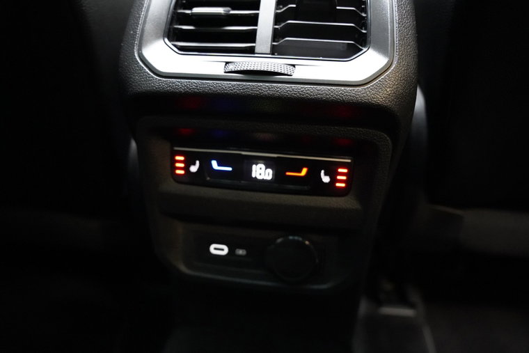 Vehicle Image 46