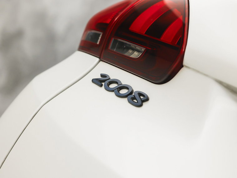 Vehicle Image 29