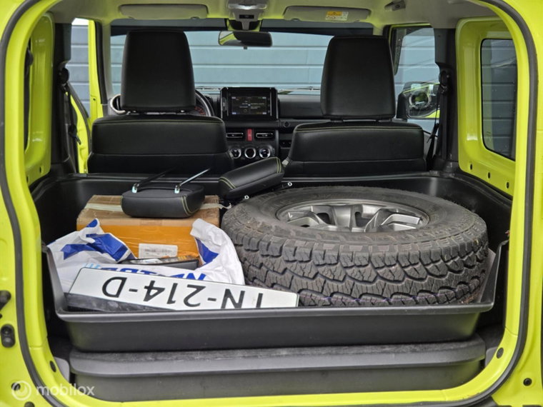 Vehicle Image 21