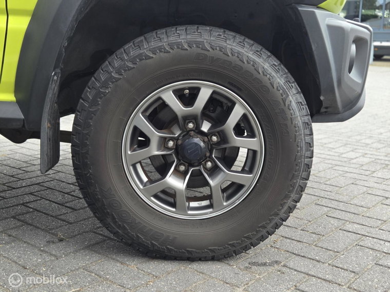 Vehicle Image 23