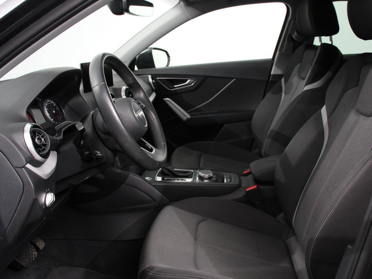 Vehicle Image 30