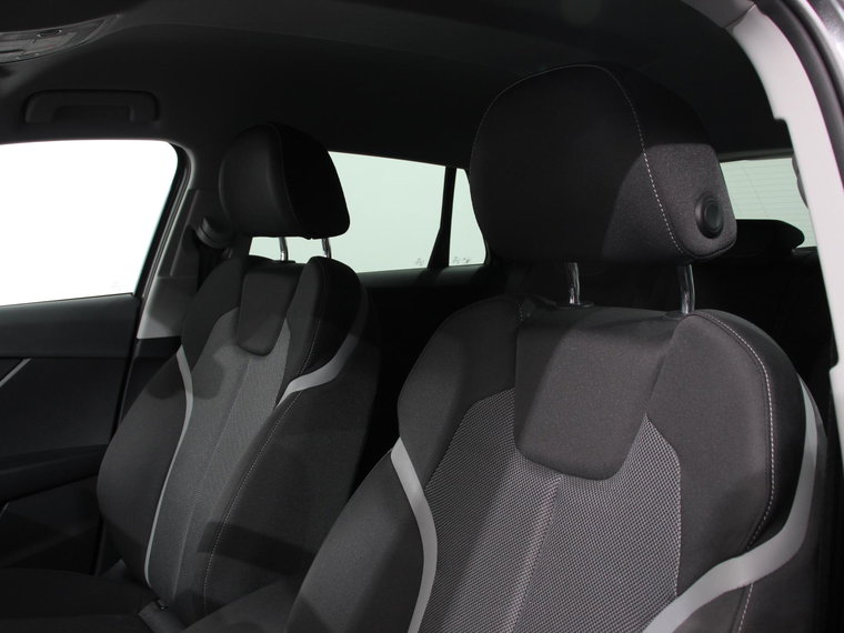 Vehicle Image 31
