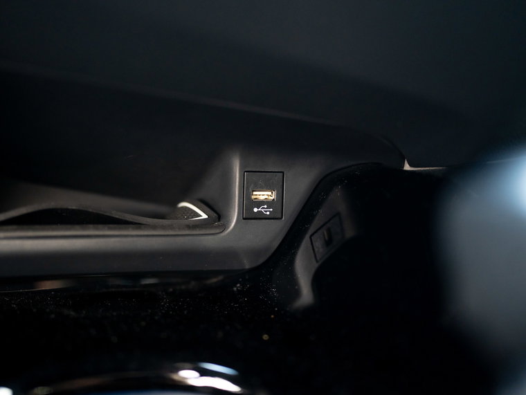 Vehicle Image 36