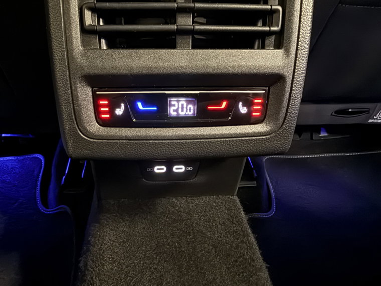 Vehicle Image 48