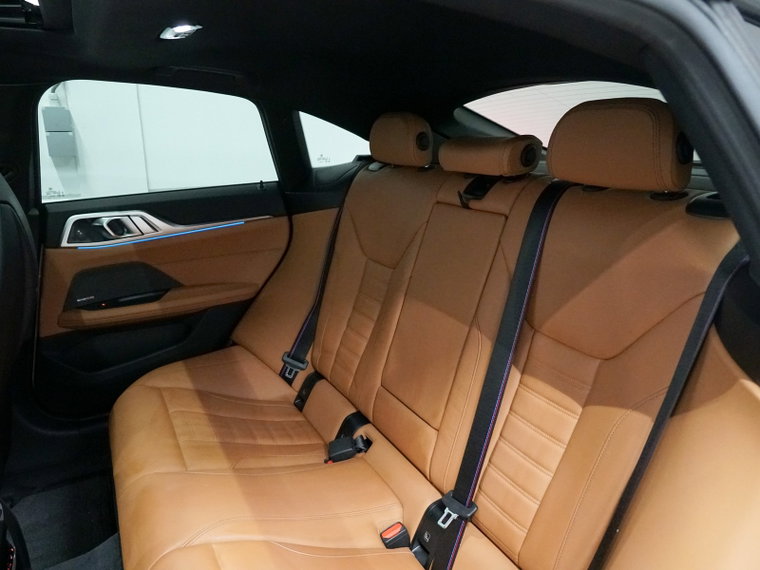 Vehicle Image 37