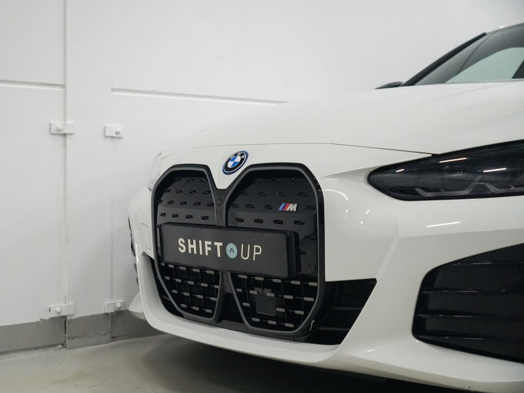 Vehicle Image 40