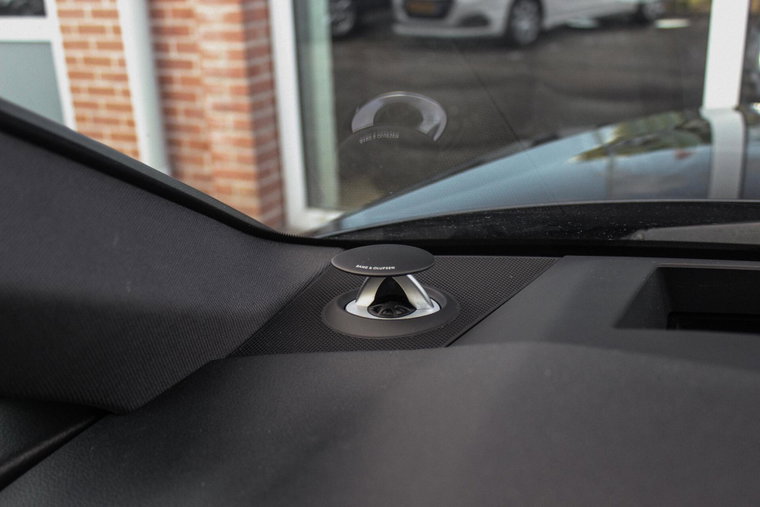 Vehicle Image 45