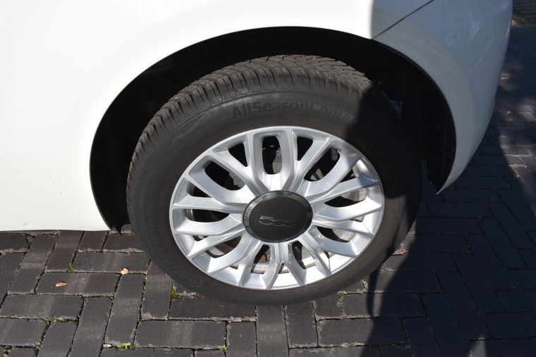 Vehicle Image 14