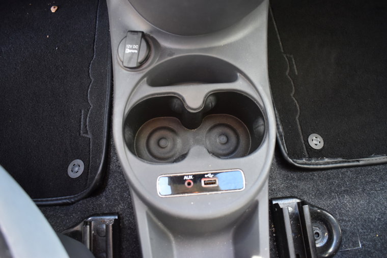 Vehicle Image 32