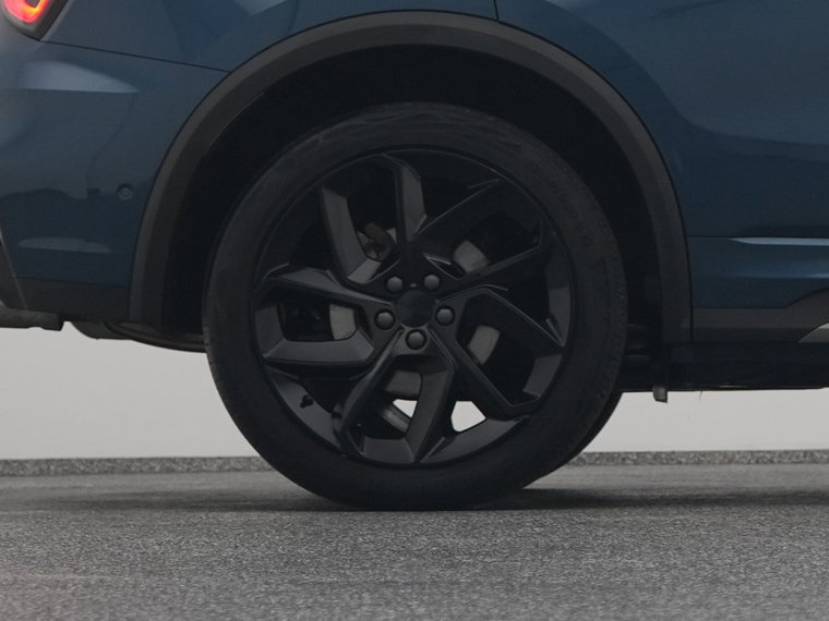 Vehicle Image 41