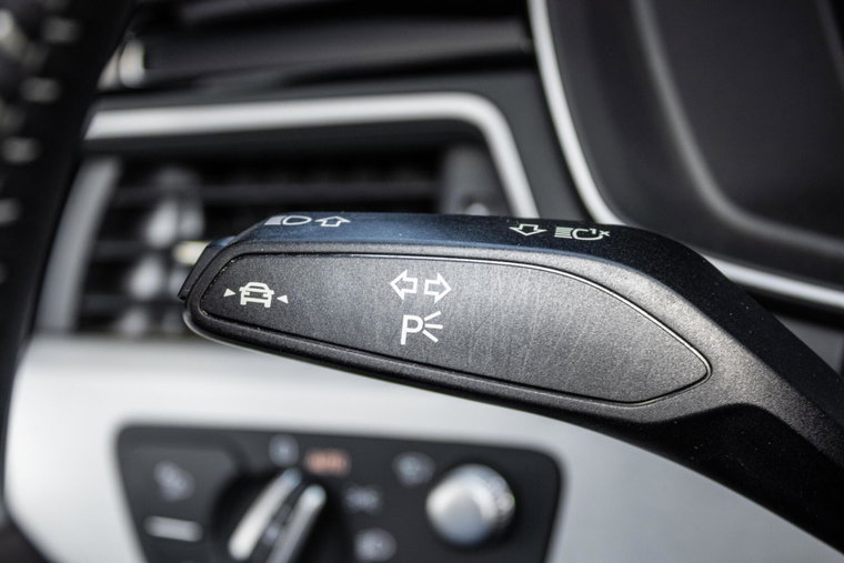 Vehicle Image 35