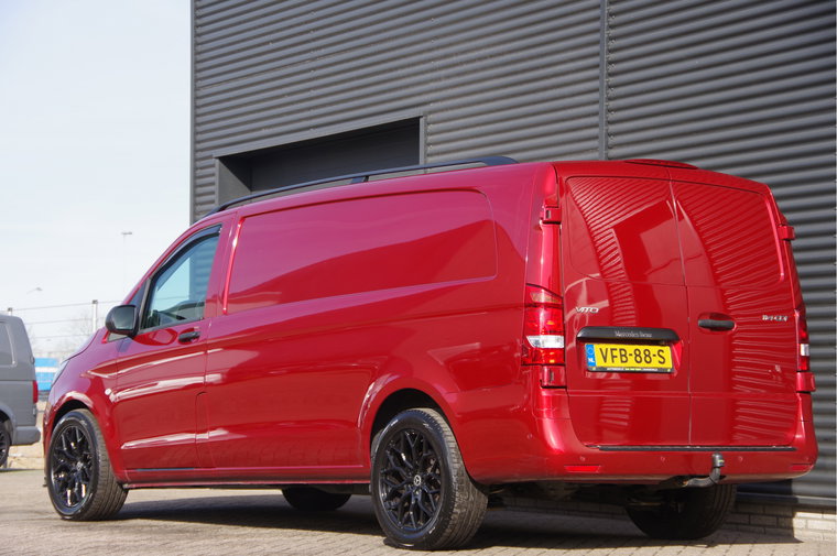 Vehicle Image 30