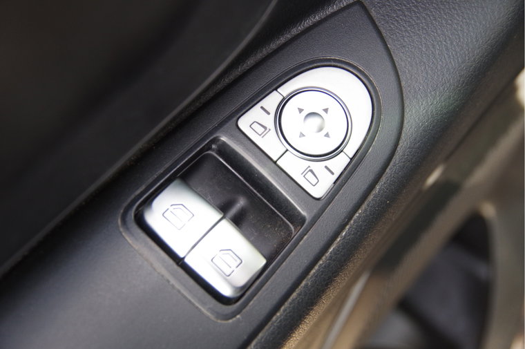 Vehicle Image 35