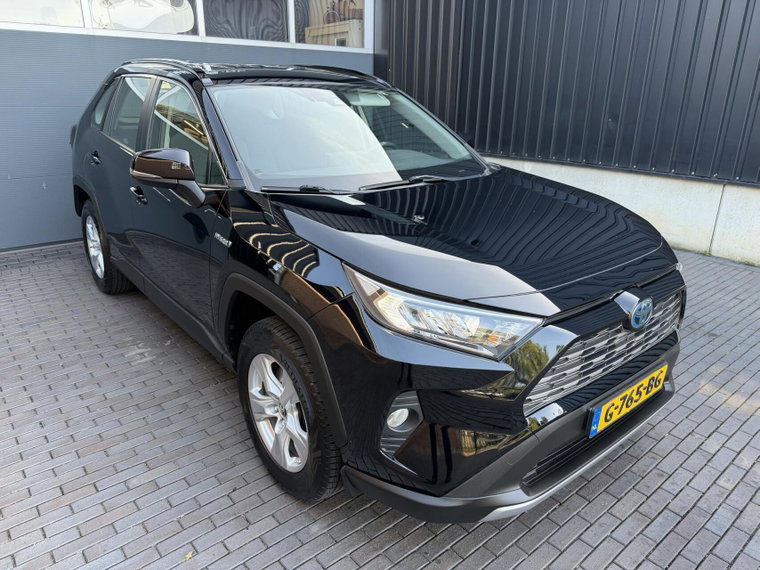 Vehicle Image 18