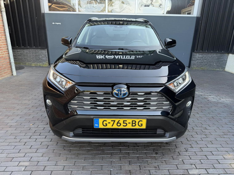 Vehicle Image 11