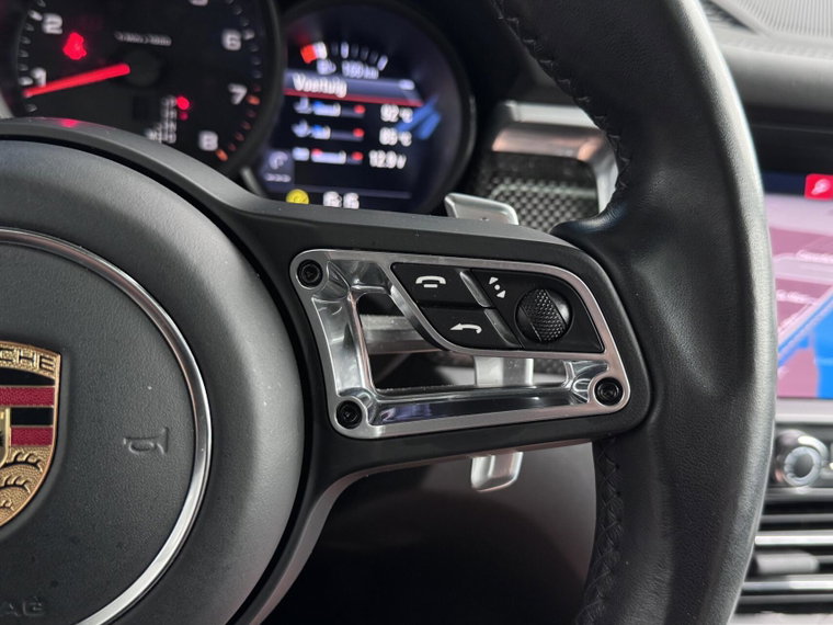 Vehicle Image 26