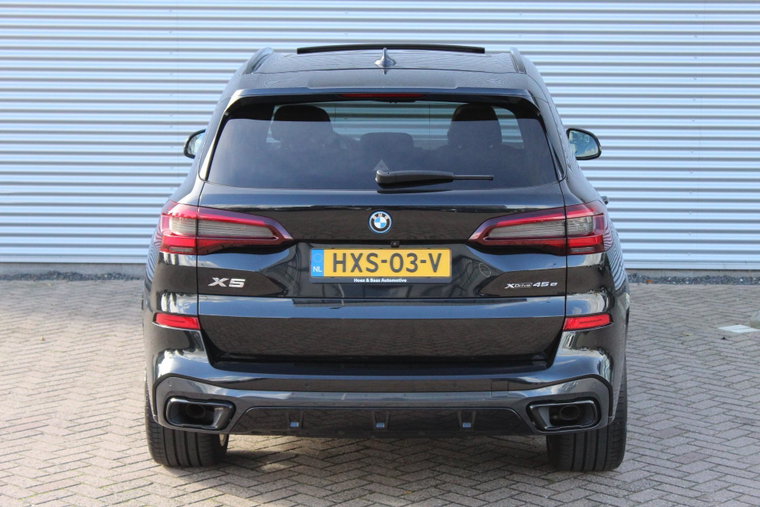 Vehicle Image 29