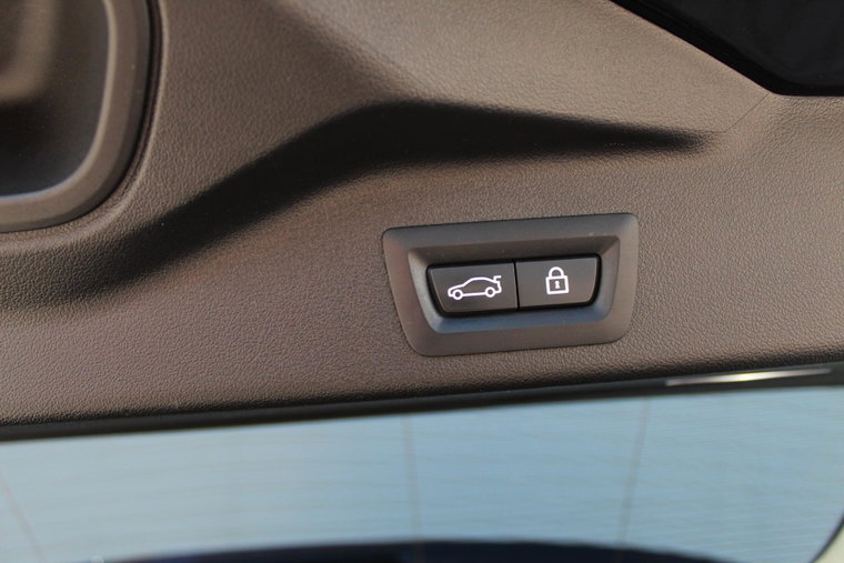 Vehicle Image 33
