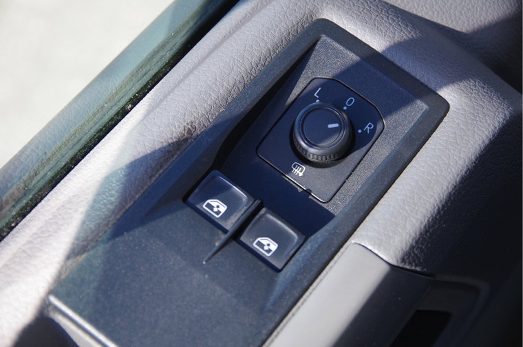 Vehicle Image 36