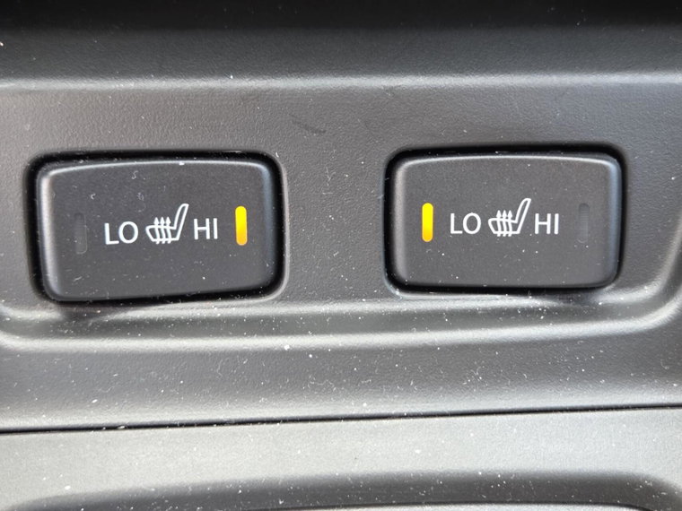 Vehicle Image 23