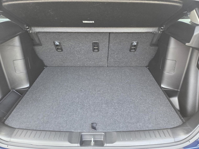 Vehicle Image 26