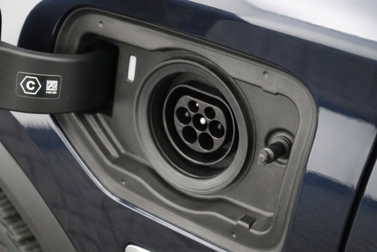 Vehicle Image 10
