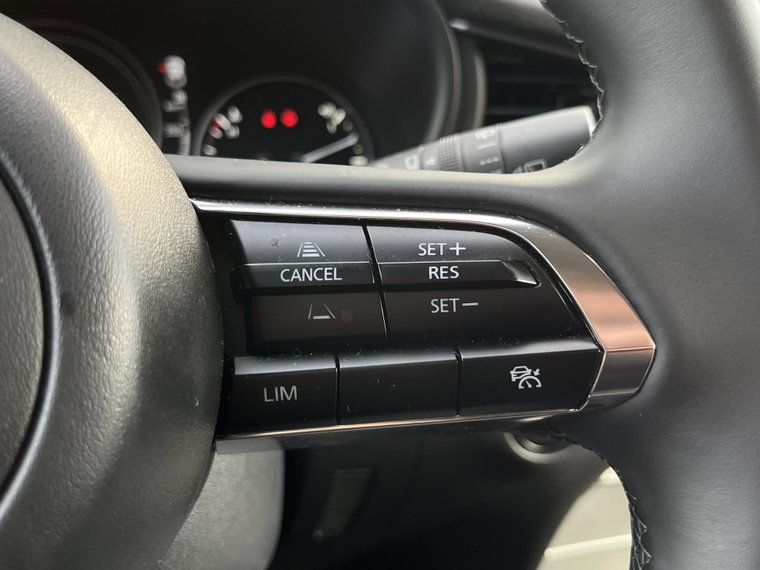 Vehicle Image 27