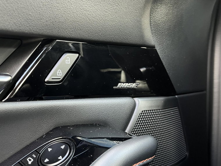 Vehicle Image 31