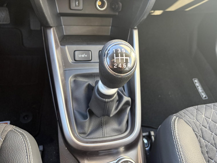 Vehicle Image 37