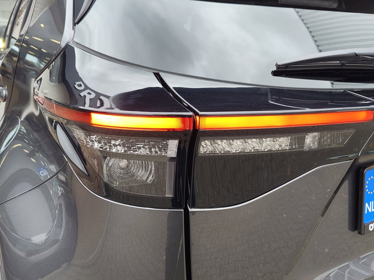 Vehicle Image 30
