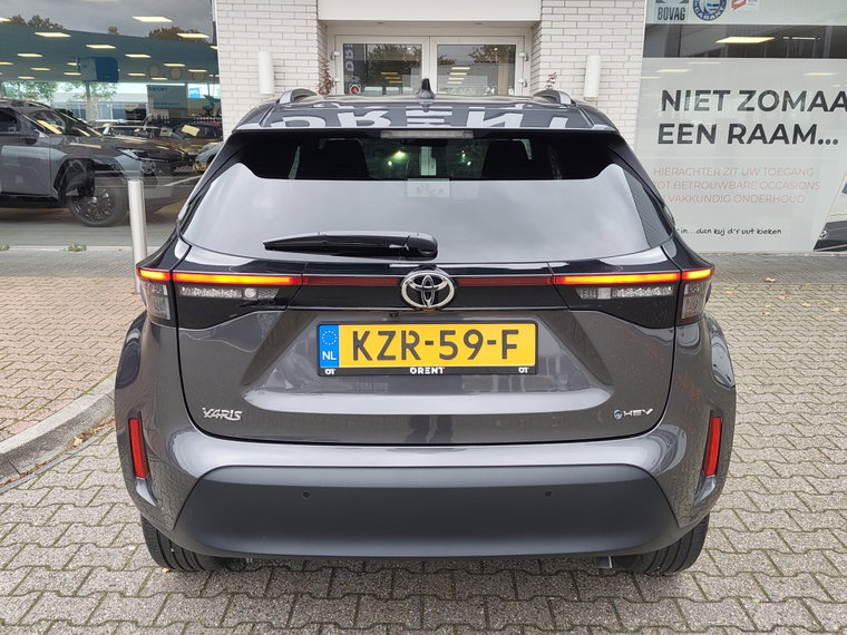 Vehicle Image 6