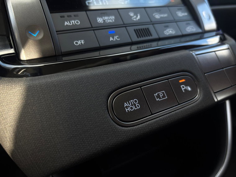 Vehicle Image 27