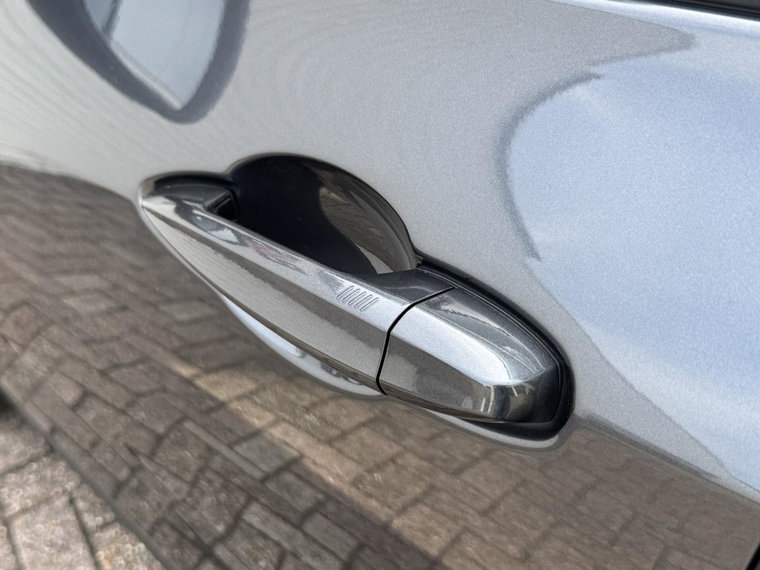 Vehicle Image 26