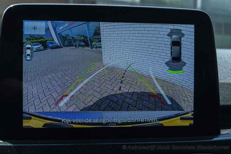 Vehicle Image 52