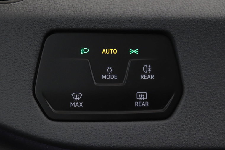 Vehicle Image 36
