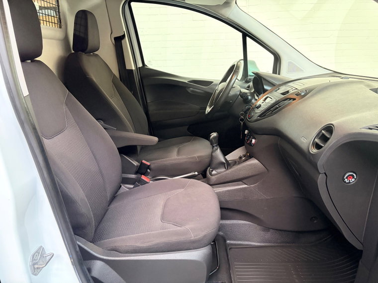 Vehicle Image 36