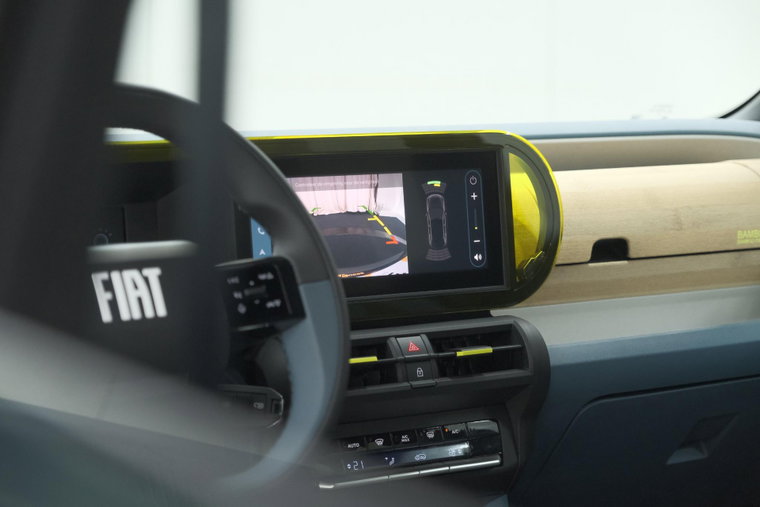 Vehicle Image 36