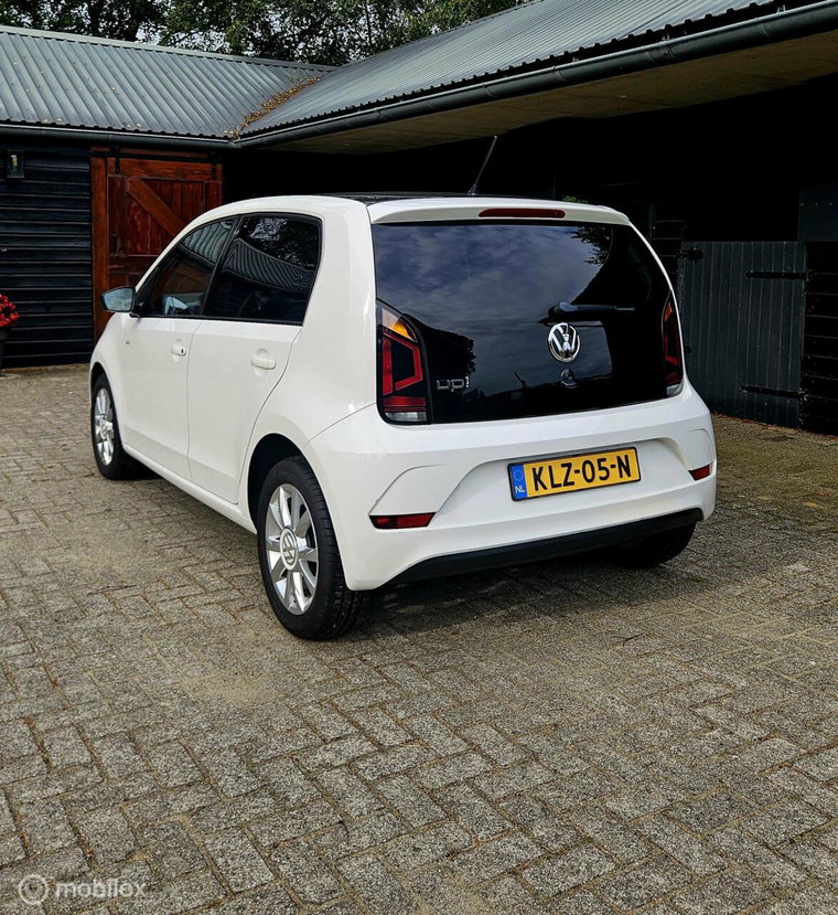Vehicle Image 26