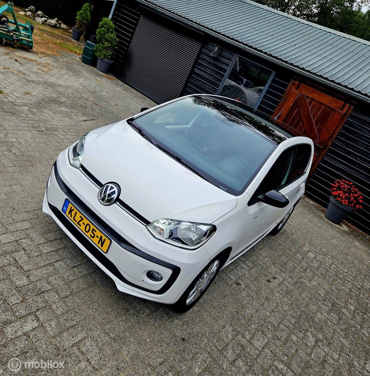 Vehicle Image 38