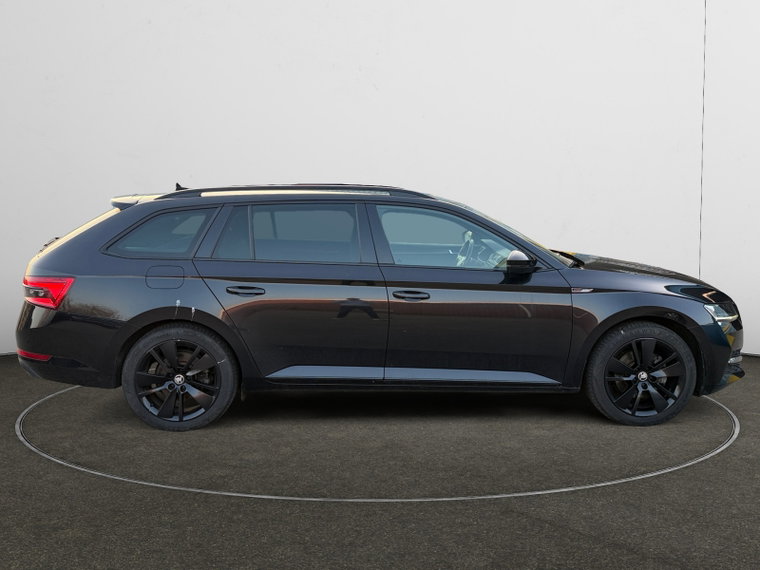 Vehicle Image 32