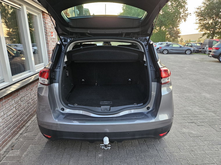 Vehicle Image 43
