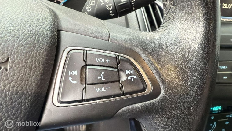 Vehicle Image 24