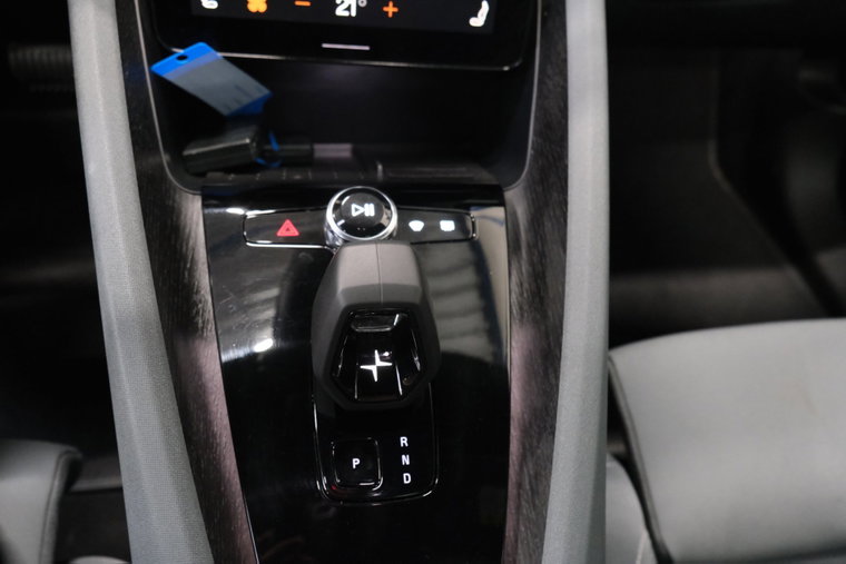 Vehicle Image 39