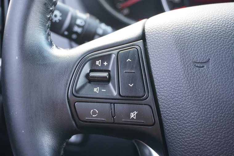 Vehicle Image 26