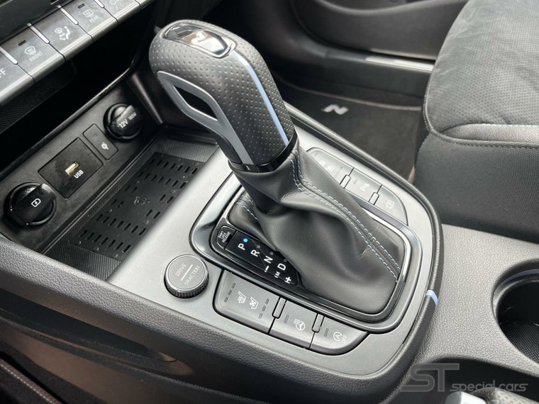 Vehicle Image 28