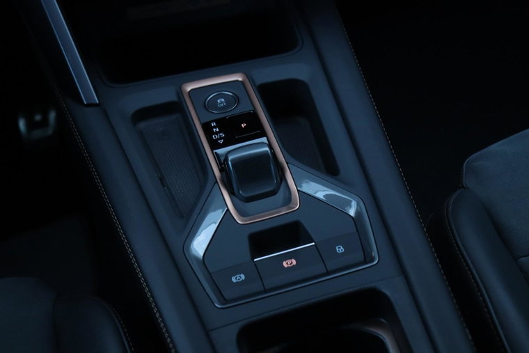 Vehicle Image 34