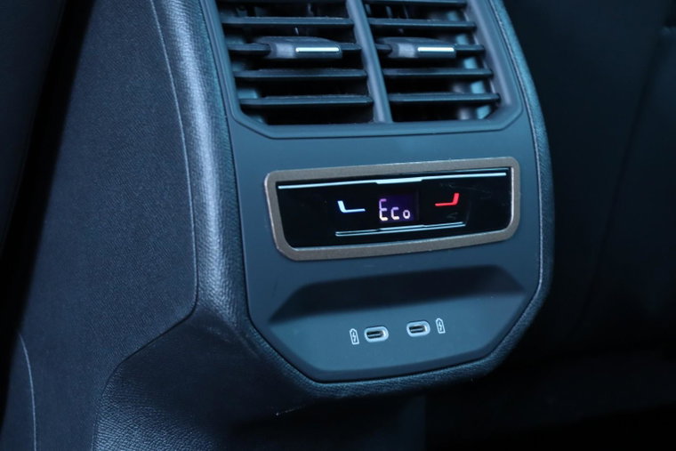 Vehicle Image 47