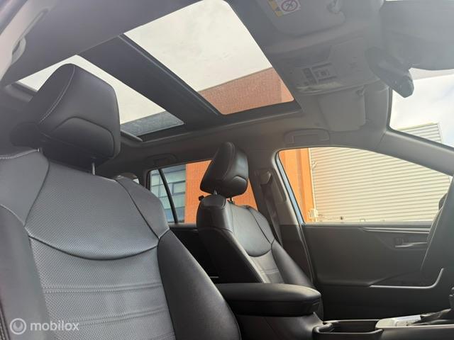 Vehicle Image 40