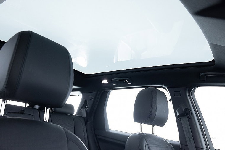 Vehicle Image 15